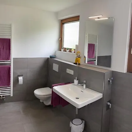 Weingut Harald Ludwig Apartament *